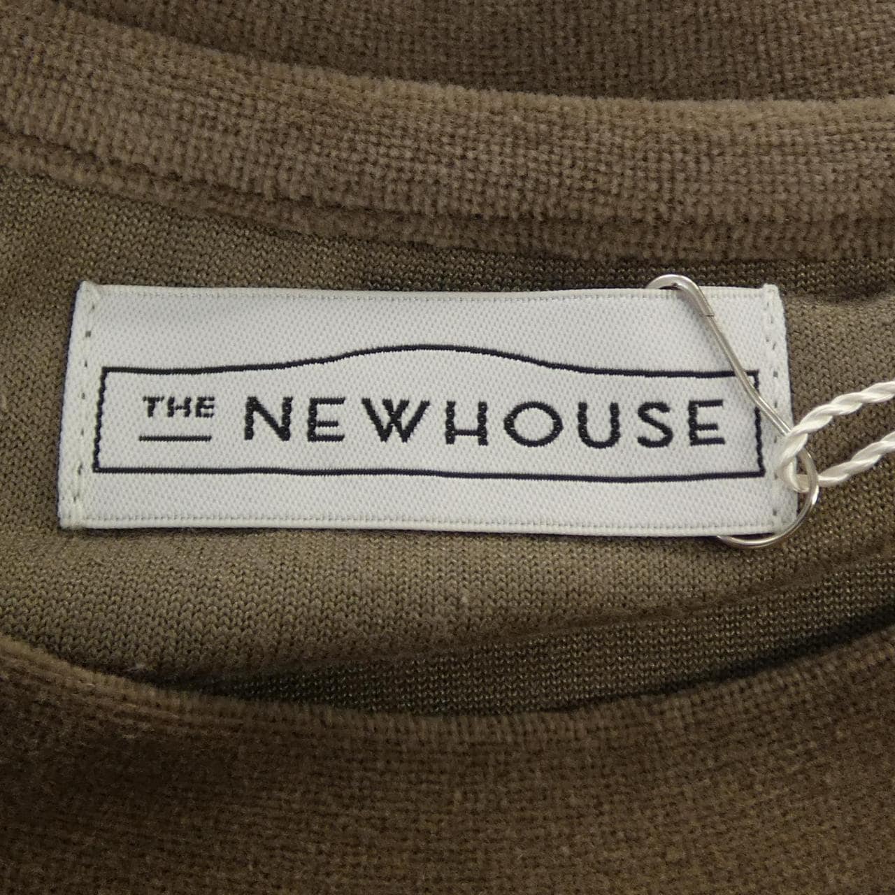 ザニューハウス THE NEWHOUSE トップス