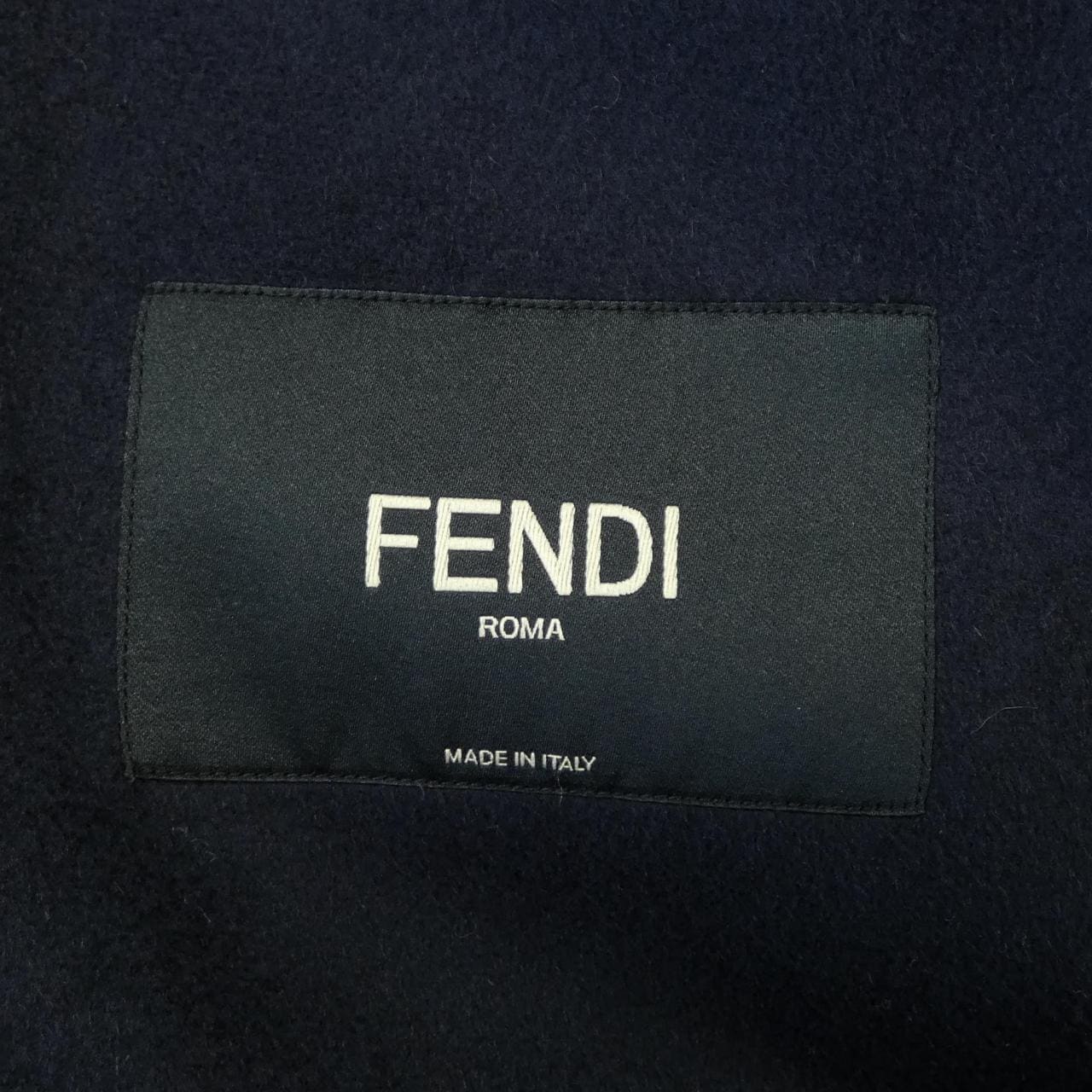 フェンディ FENDI FF0096 W6W コート