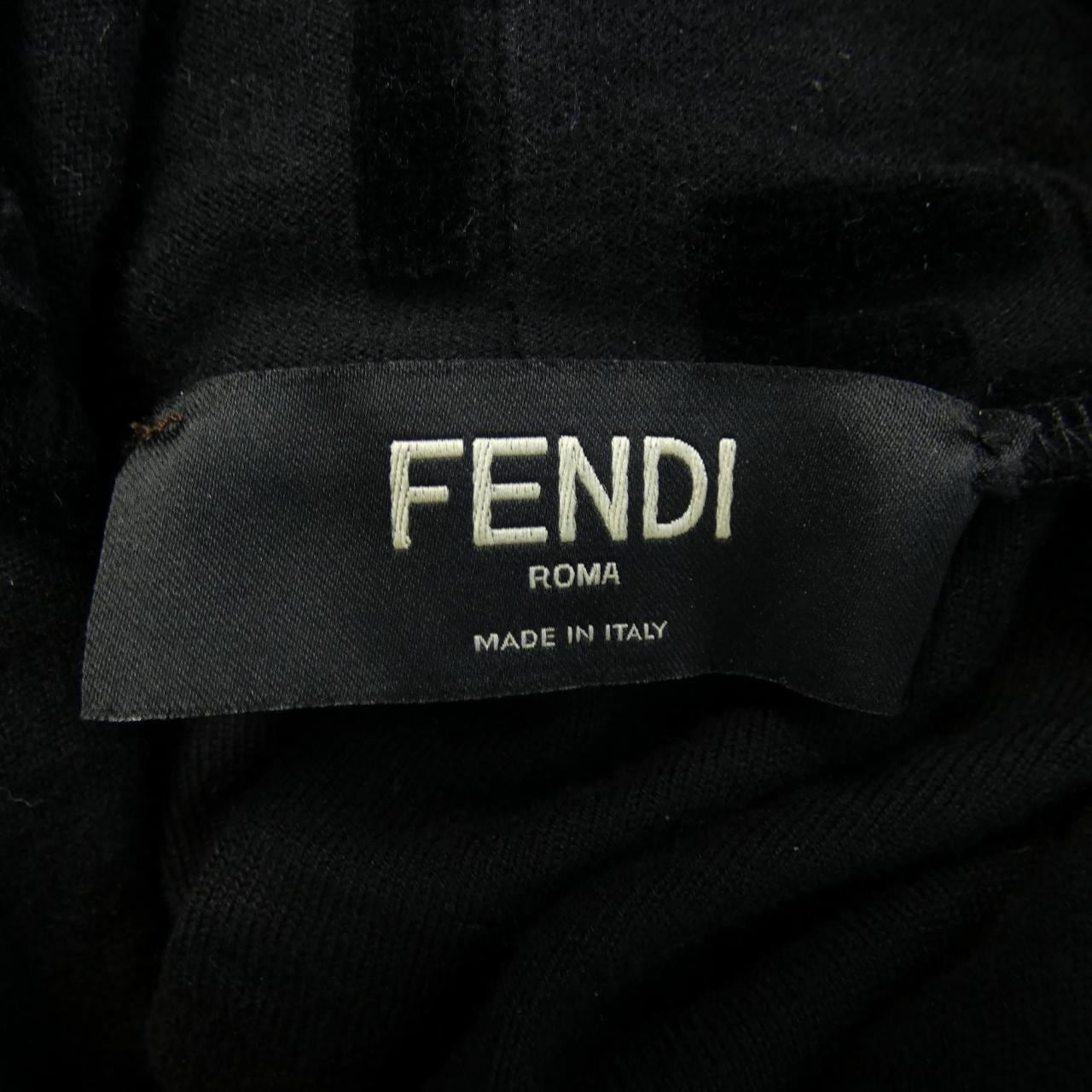 フェンディ FENDI トップス