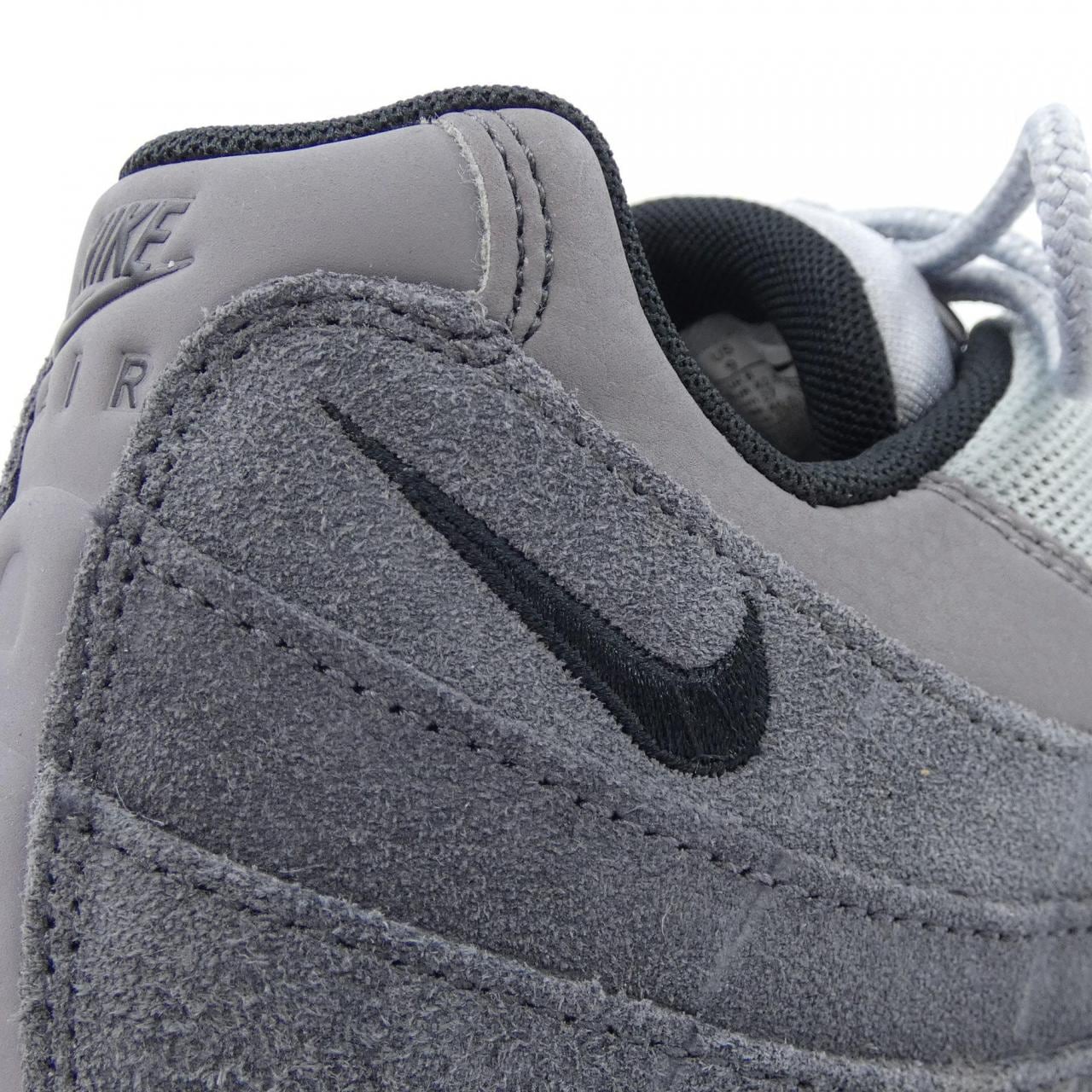 ナイキ NIKE AT9865 スニーカー