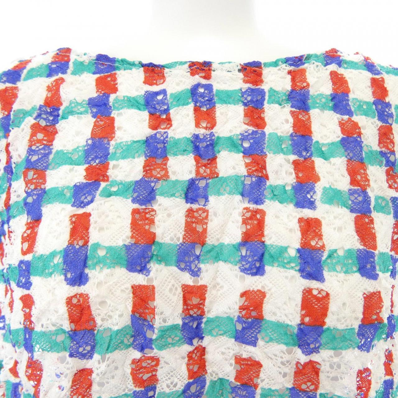 ミーイッセイミヤケ me ISSEY MIYAKE トップス