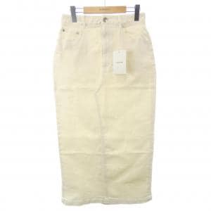 ニジュウサンク 23区 スカート