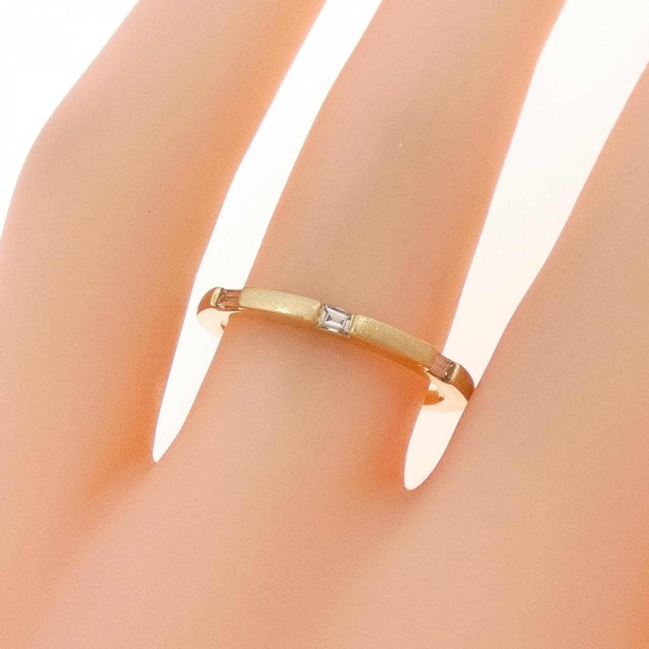 ジーエスティービー ダイヤモンド リング 0.07CT