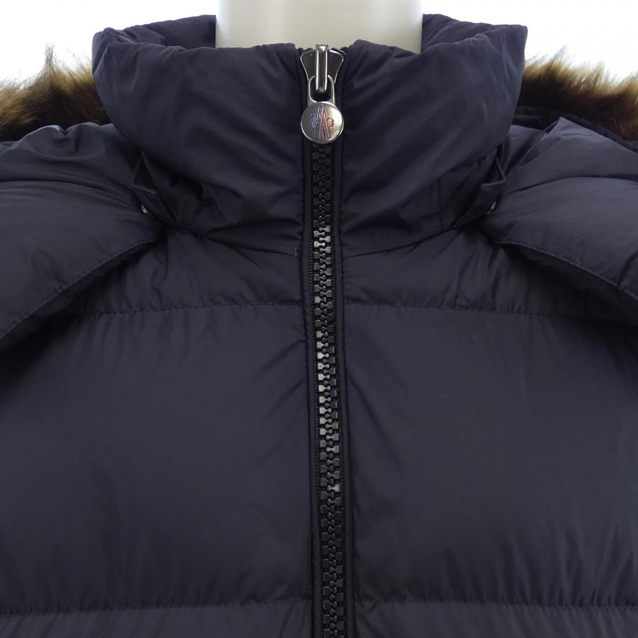モンクレール MONCLER ダウンジャケット