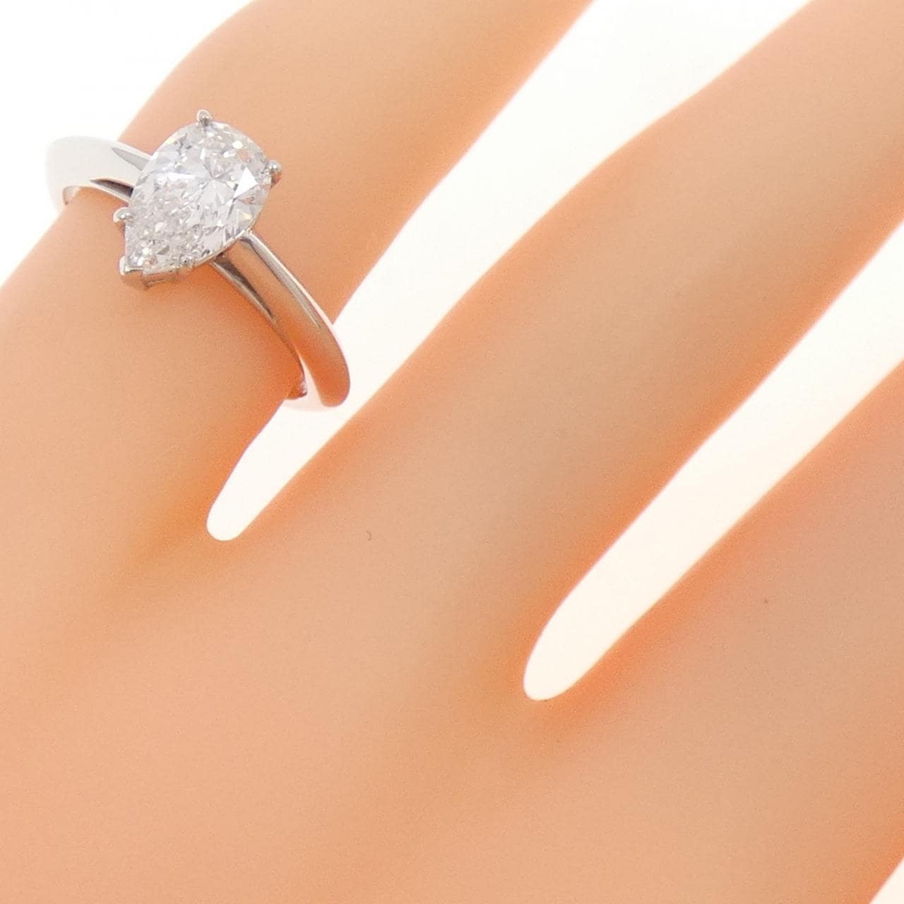 ティファニー ペアシェイプ エンゲージメントリング リング 0.76CT E IF