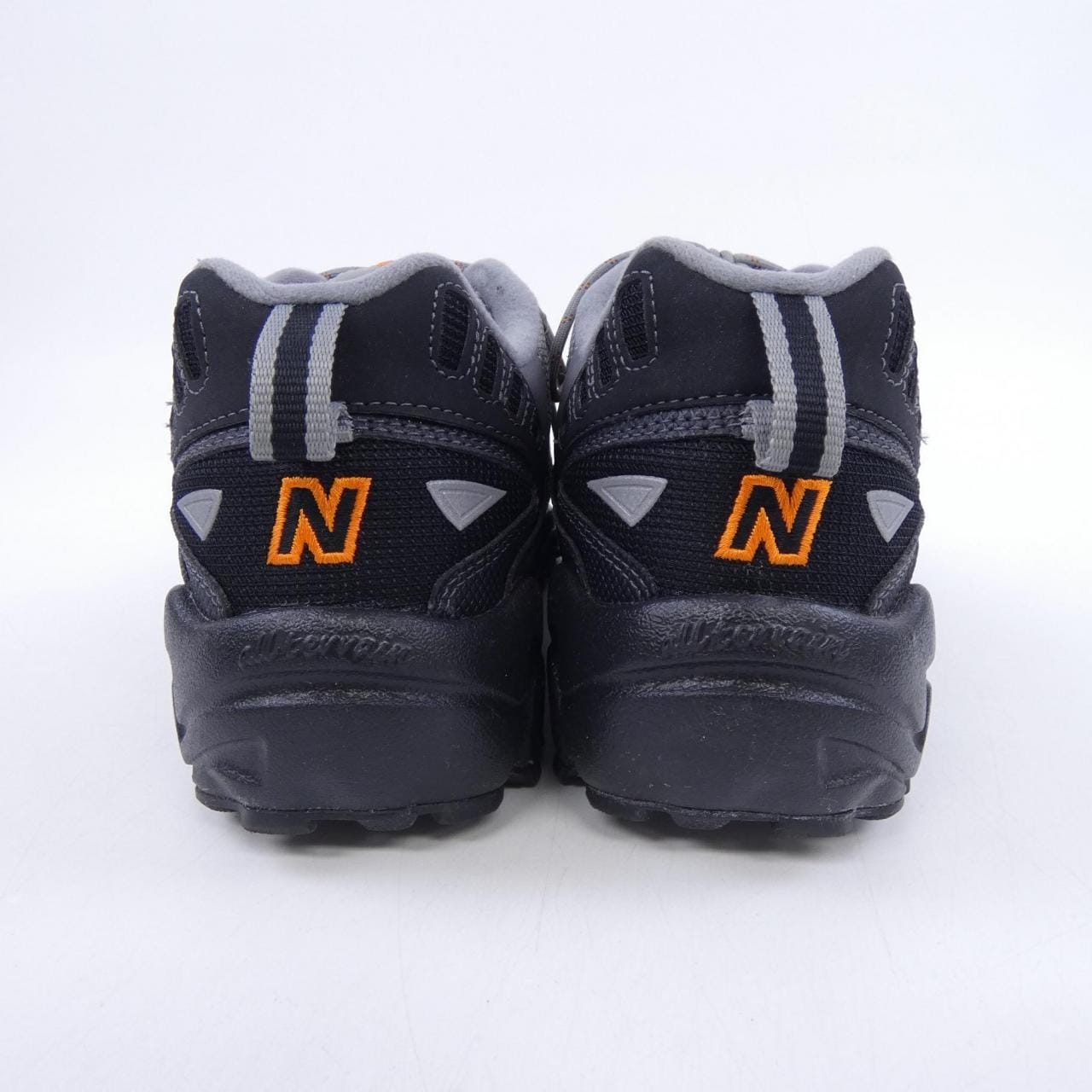 ニューバランス NEW BALANCE ML703BA スニーカー