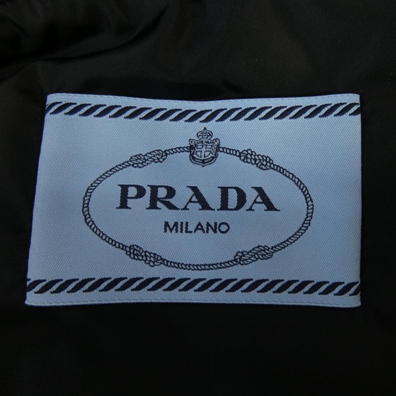 プラダ PRADA トライアングルロゴ 29X966 SOOO 1WQ8 ダウンジャケット