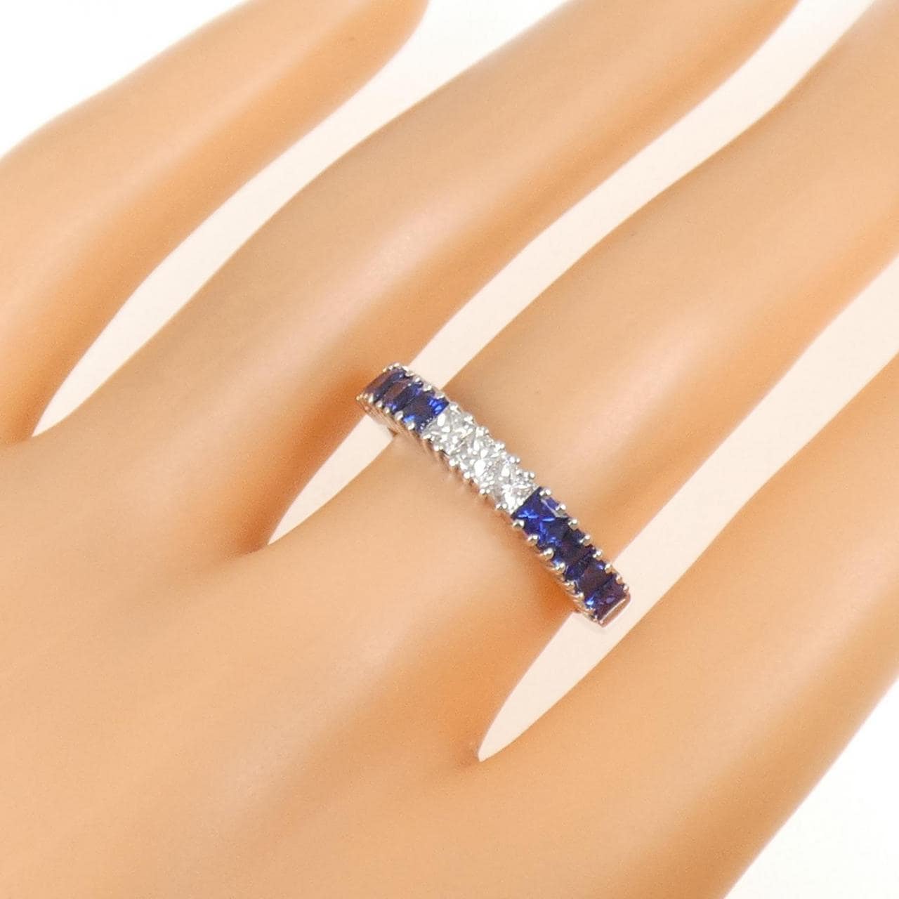 750WG サファイヤ リング 0.98CT