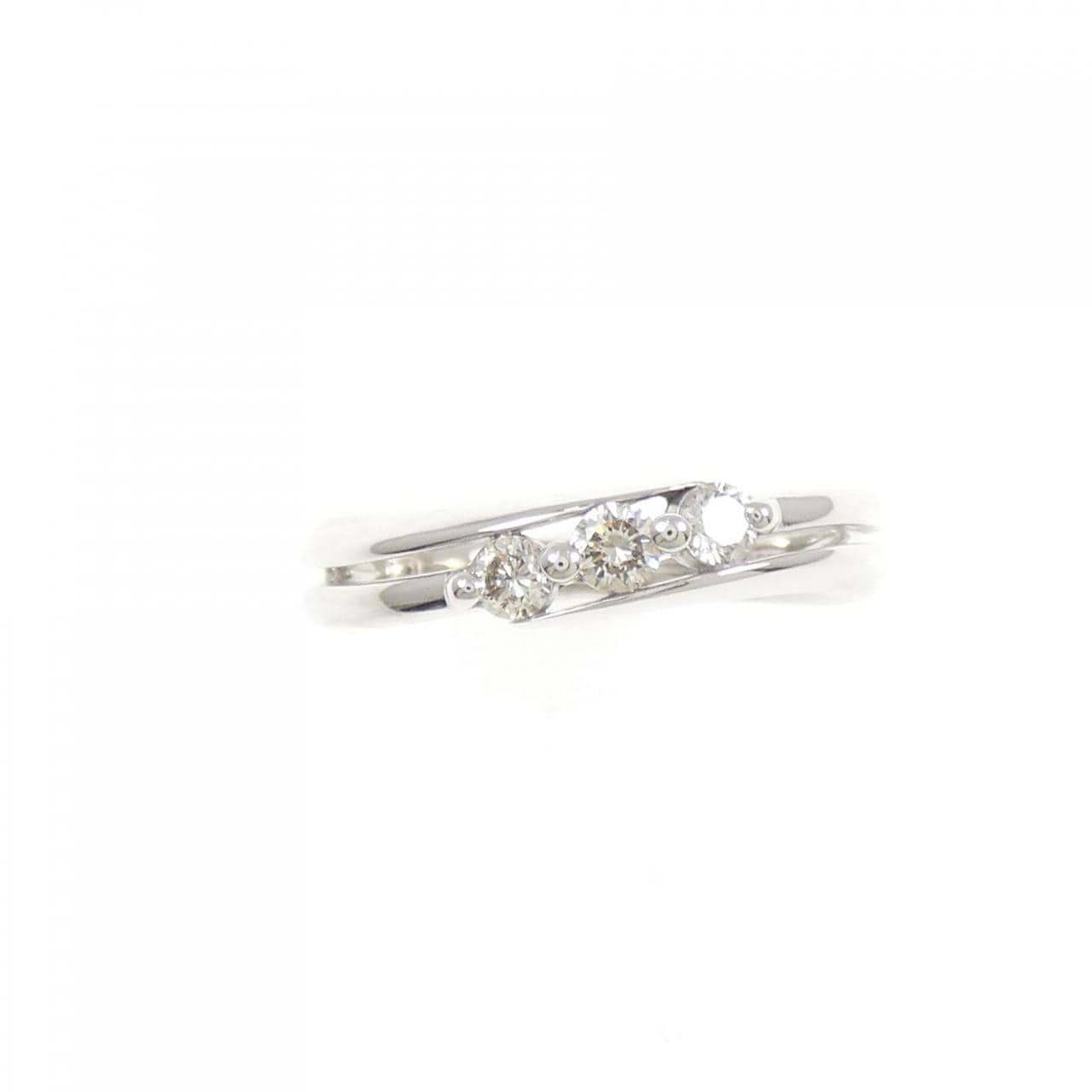 K18WG スリーストーン ダイヤモンド リング 0.20CT