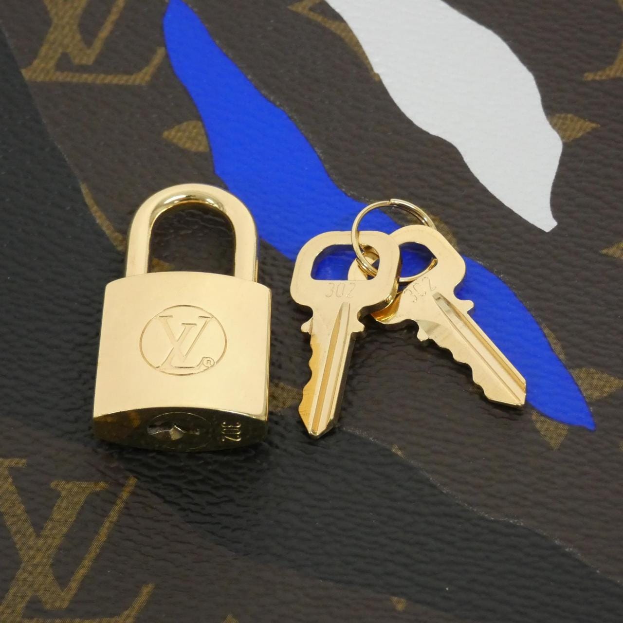 ルイヴィトン モノグラム(リーグオブレジェンド) ボワット シャボー スープル M45095 ショルダーバッグ