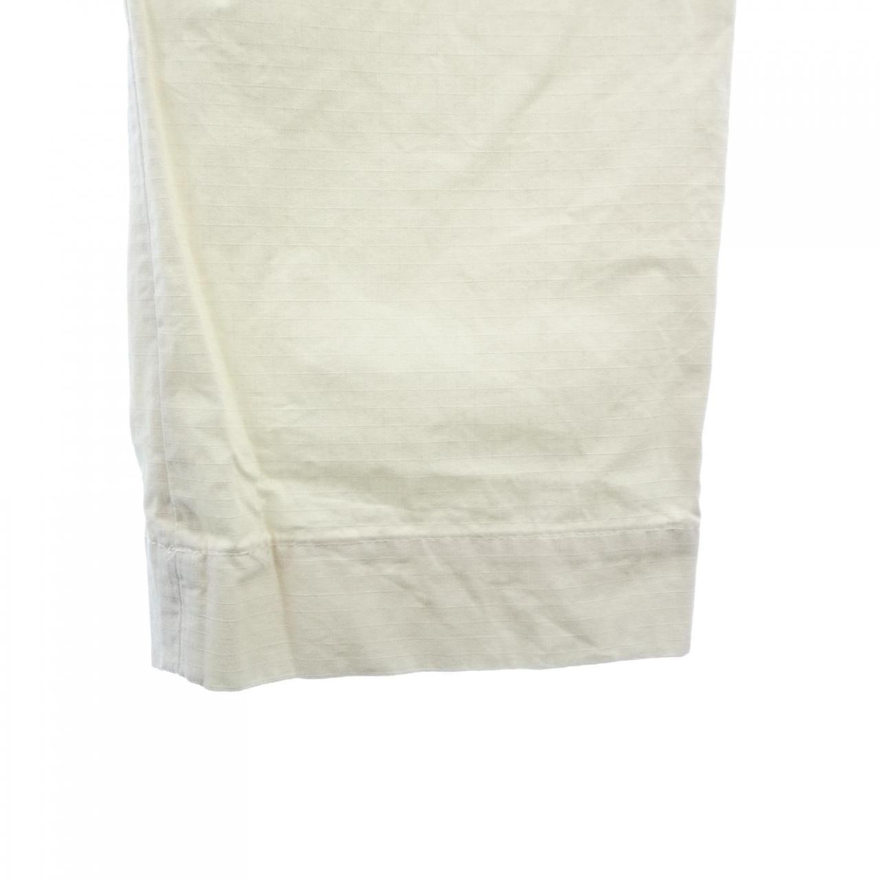 EASTHARBOURSUEPLUS パンツ