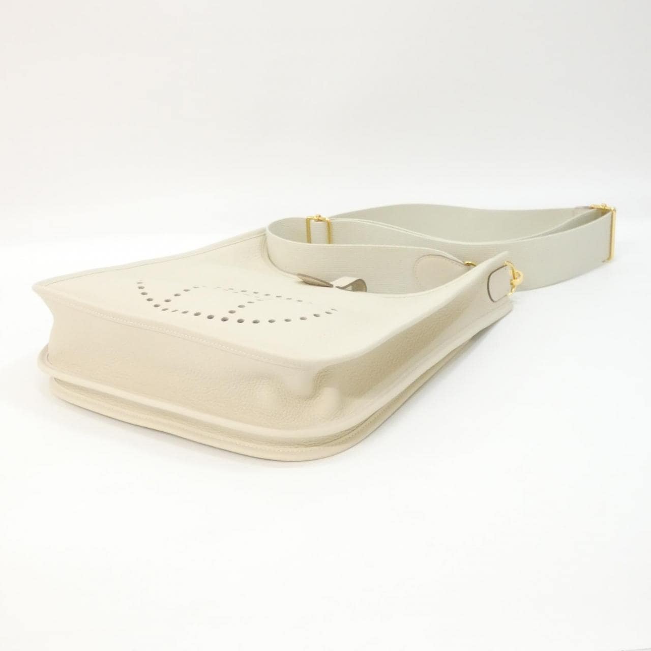 【未使用品】エルメス エヴリン3 PM 056277CC ショルダーバッグ