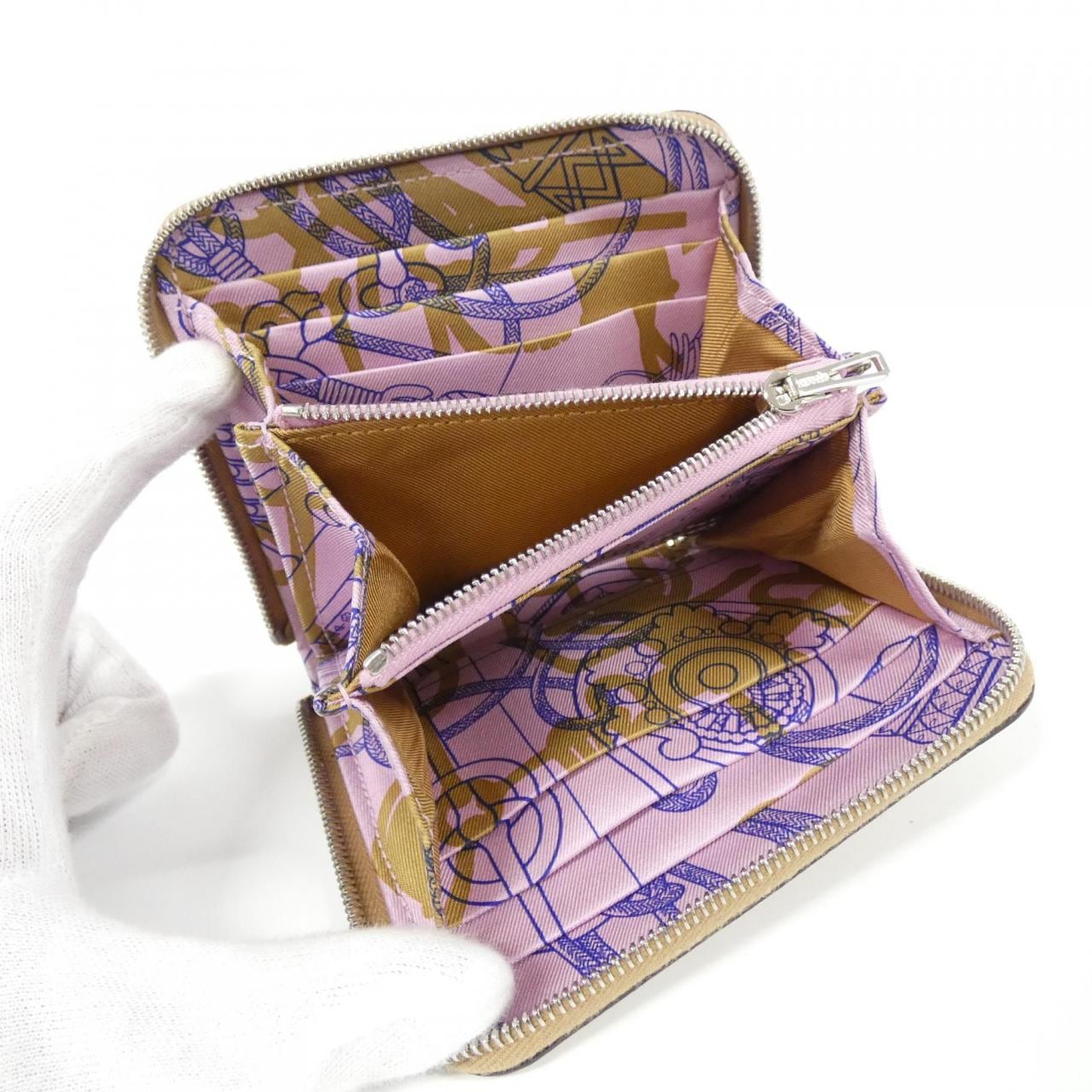 エルメス CLIQUETIS TATTOO AQUARELLE シルク イン コンパクト 083774CK 財布