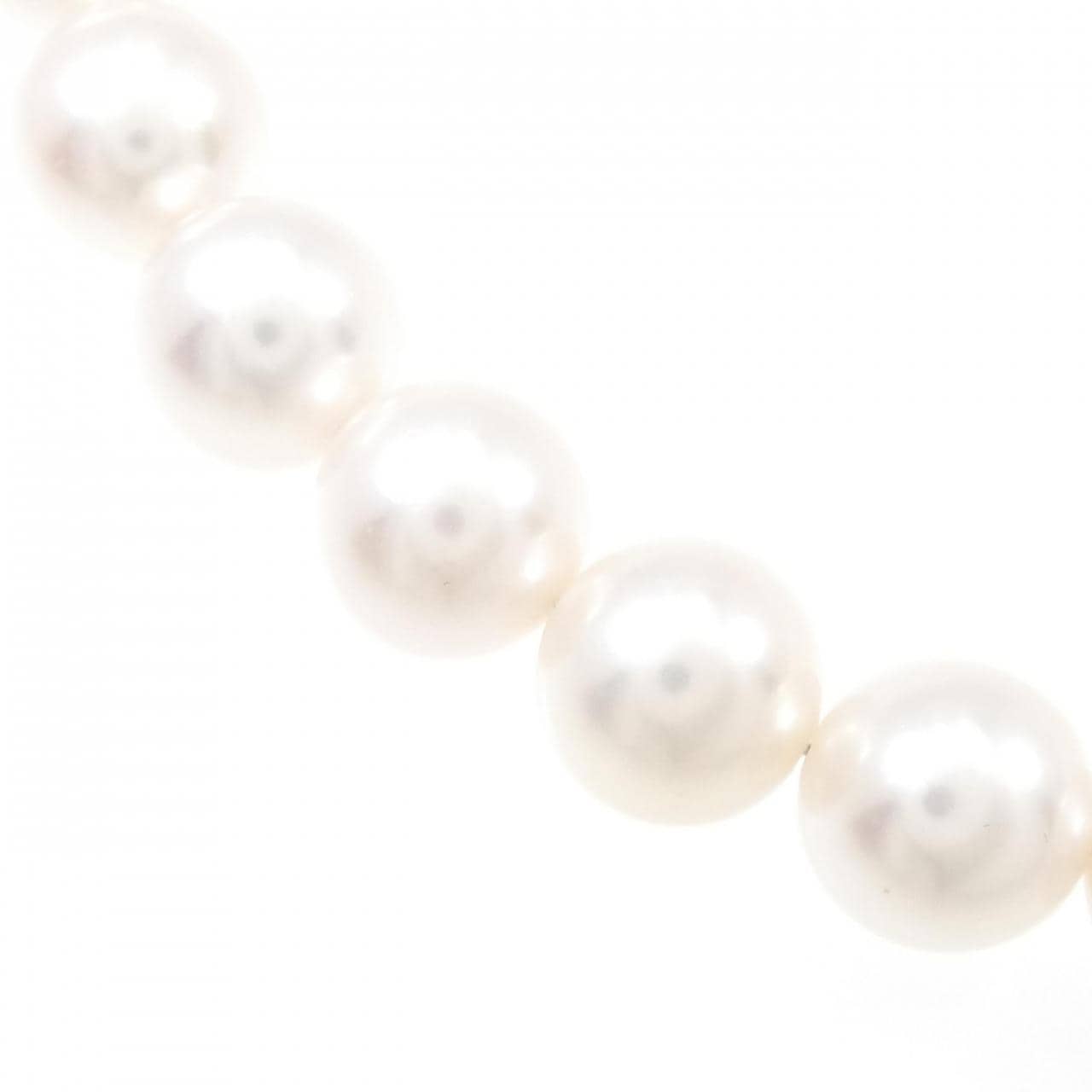Silver clasp Akoya pearl necklace 8.5mm