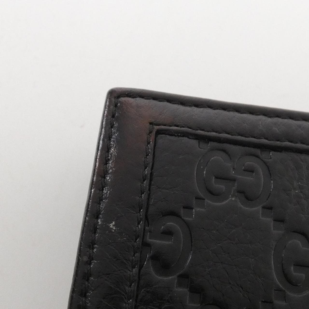 グッチ 181648 AE01G 財布