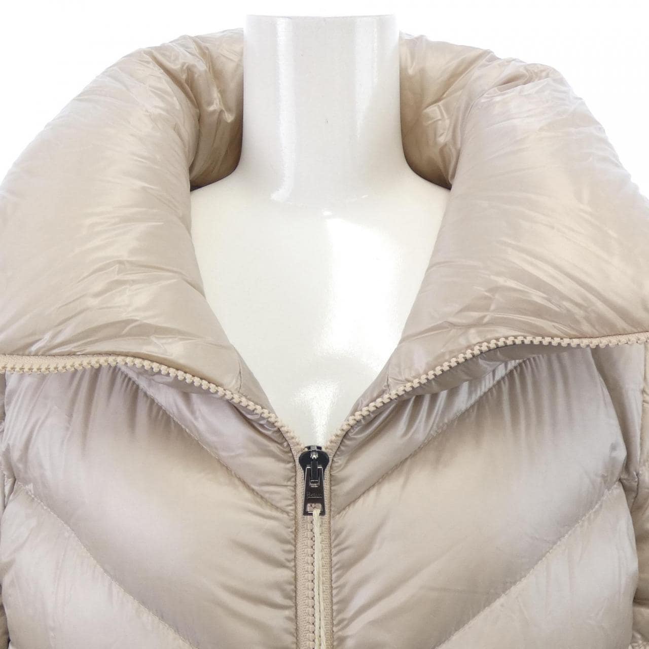 ヘルノ Herno PI001955D 12017Z ダウンコート