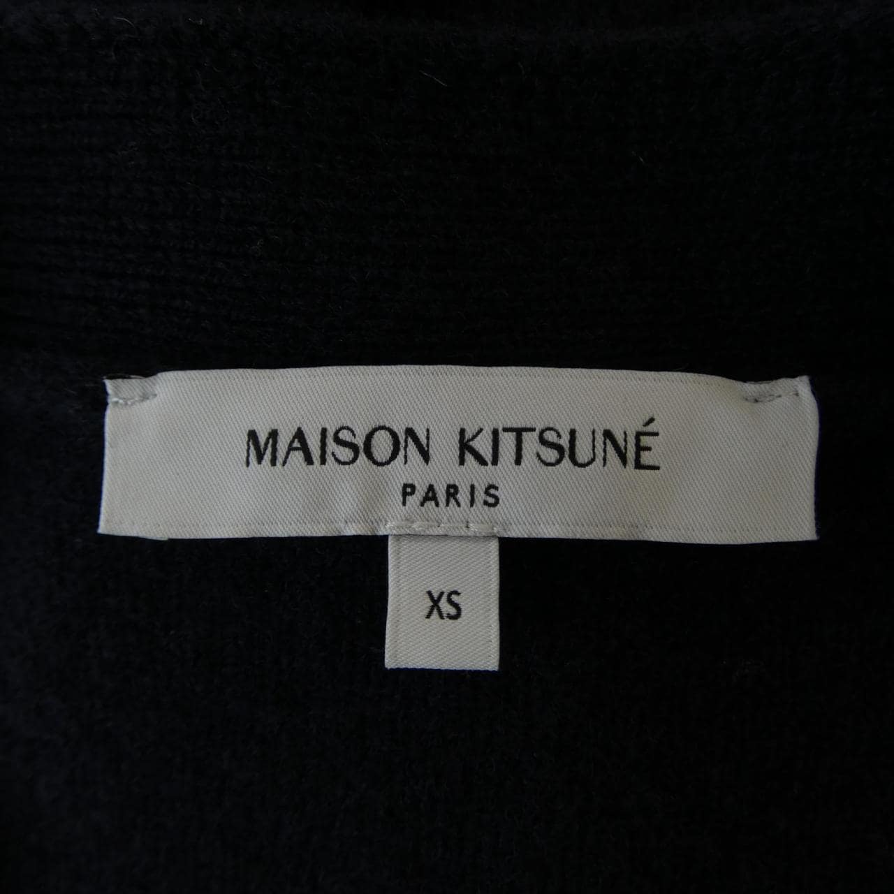 メゾンキツネ MAISON KITSUNE PM00510KT1180 カーディガン