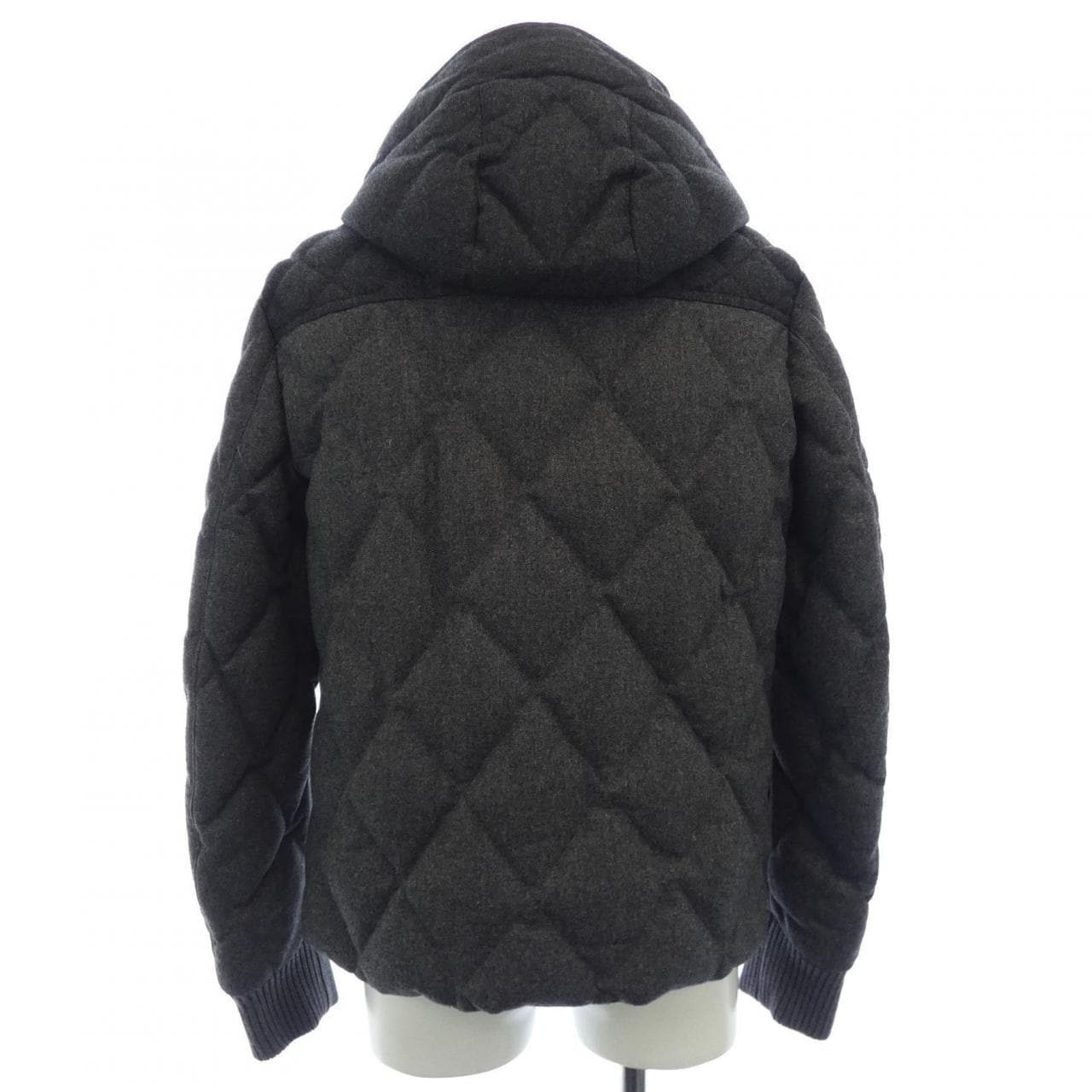 モンクレール MONCLER ダウンジャケット