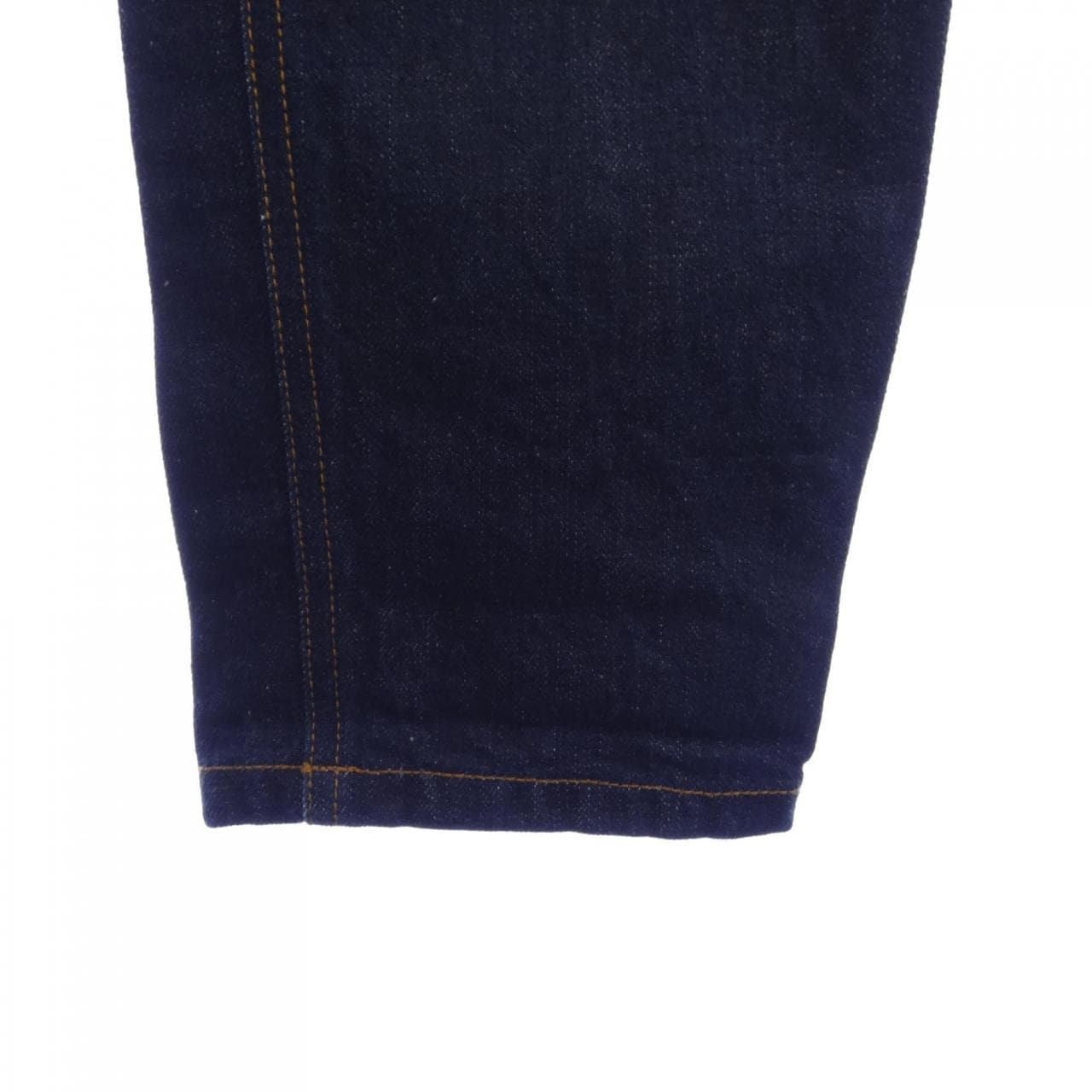 亚美AMI E16D 4.60牛仔裤