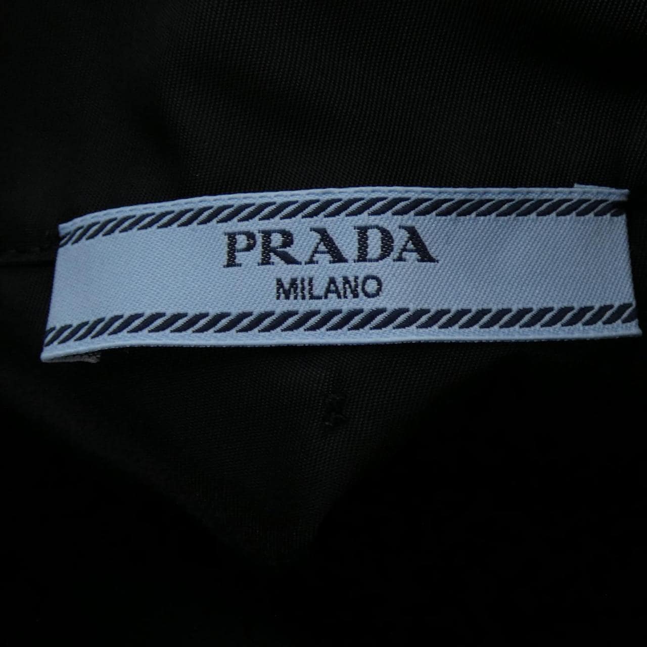 プラダ PRADA トライアングルロゴ 24X713 S221 1WQ8 ブルゾン