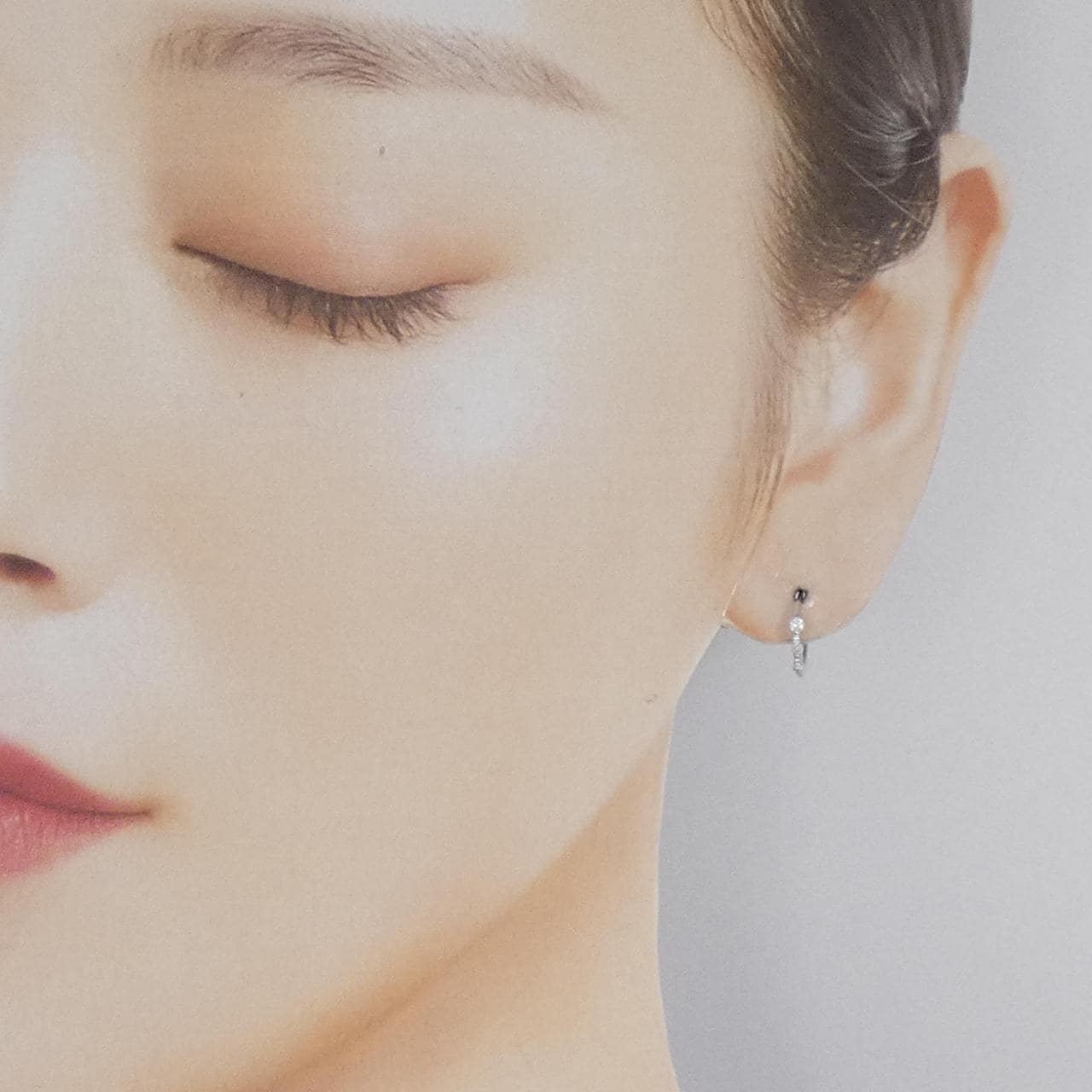 PT900 ダイヤモンド ピアス 0.10CT