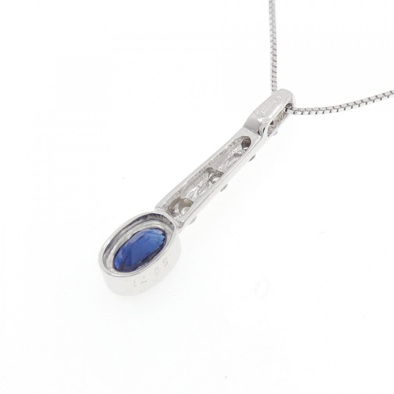 K18WG/750WG サファイヤ ネックレス 0.71CT