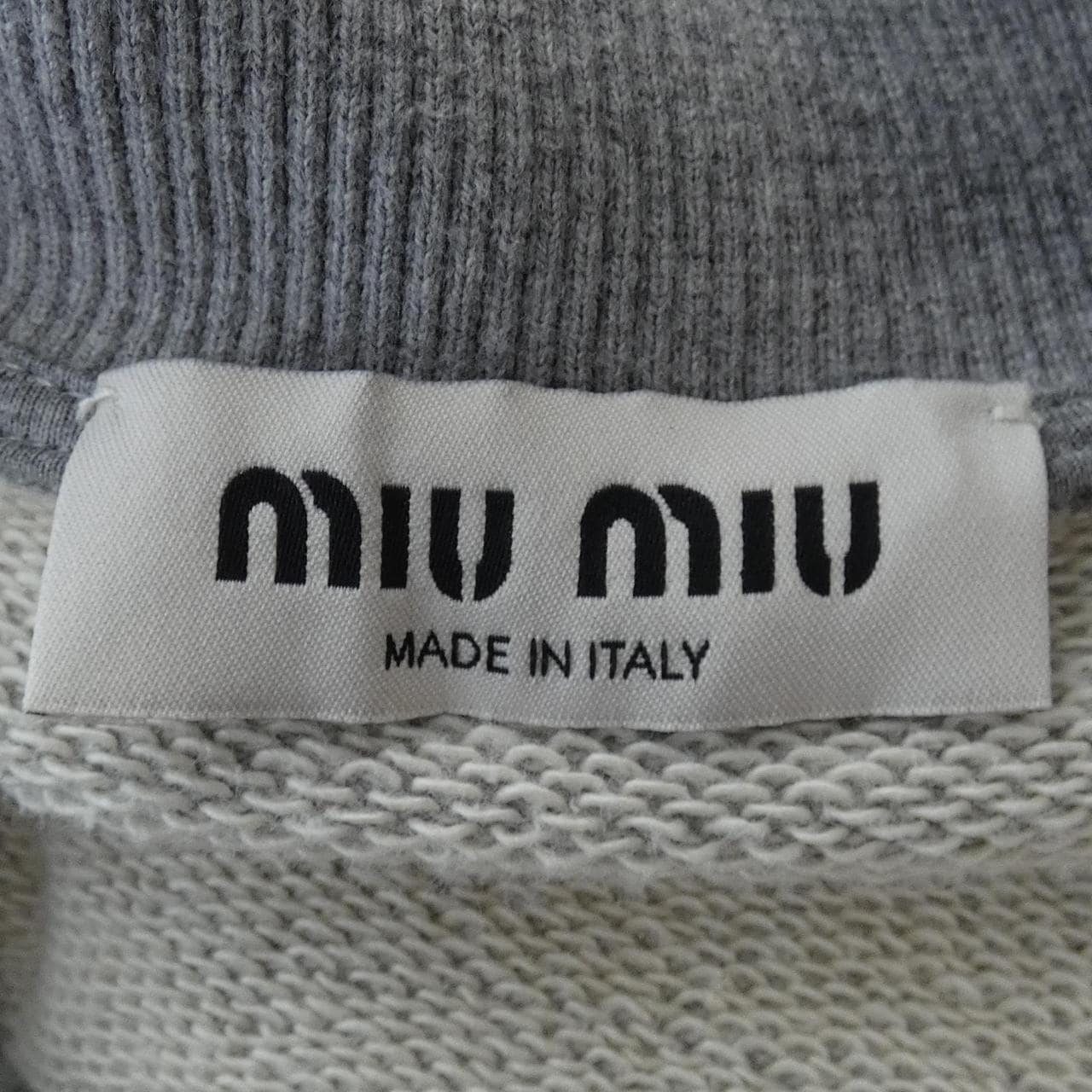 ミュウミュウ MIU MIU MIUMIUロゴ ハーフジップ MJL043 SOOO 13UK パーカー