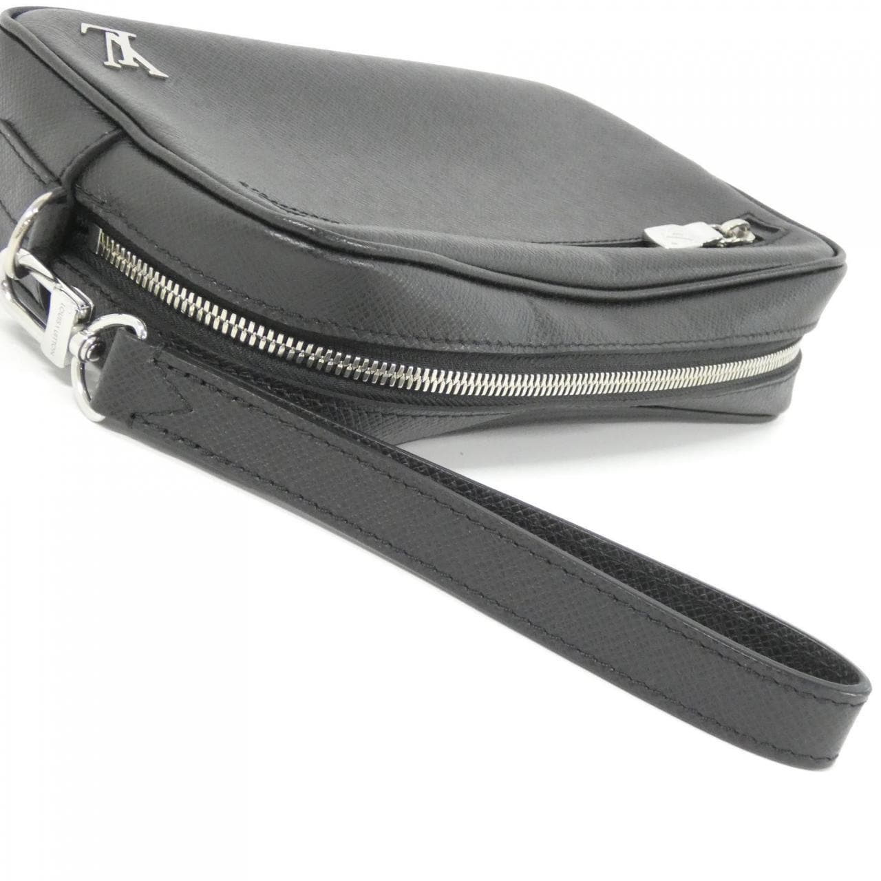 ルイヴィトン タイガ ポシェット カサイ M30441 セカンドバッグ