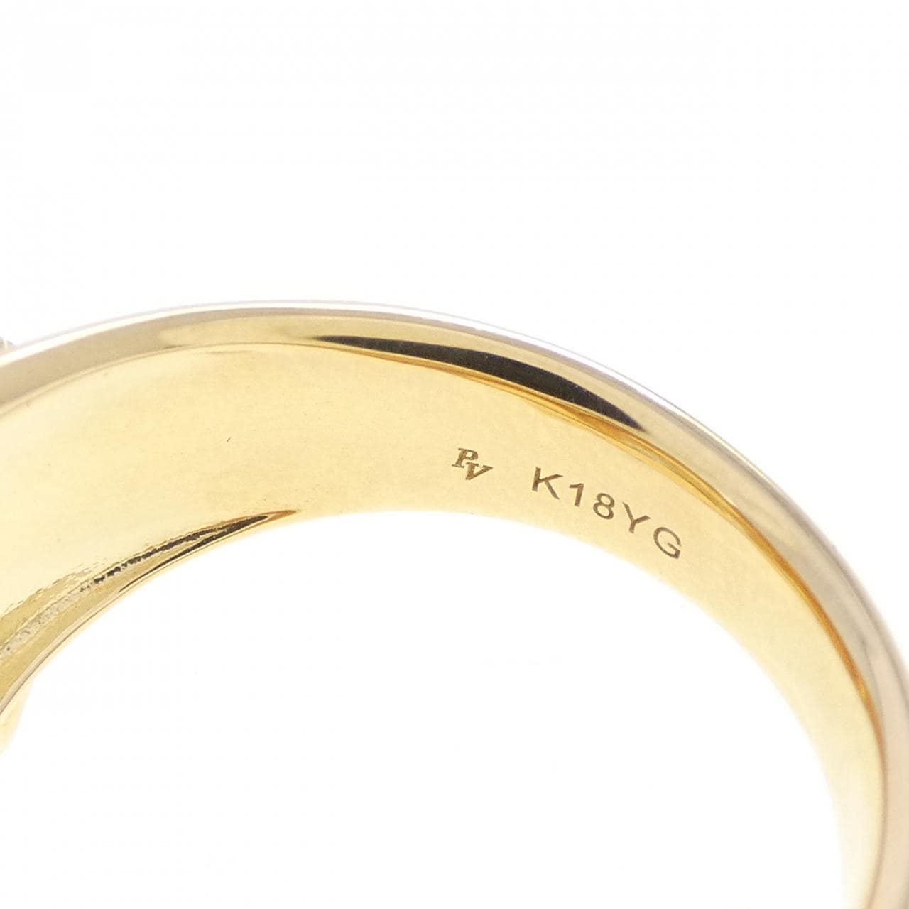 ポンテヴェキオ キャット サファイヤ リング 0.21CT