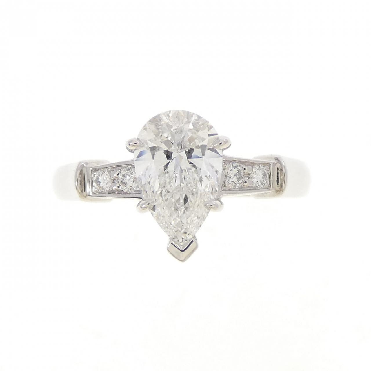 ハリーウィンストン トリスト リング 0.80CT D VVS1 ペアシェイプ