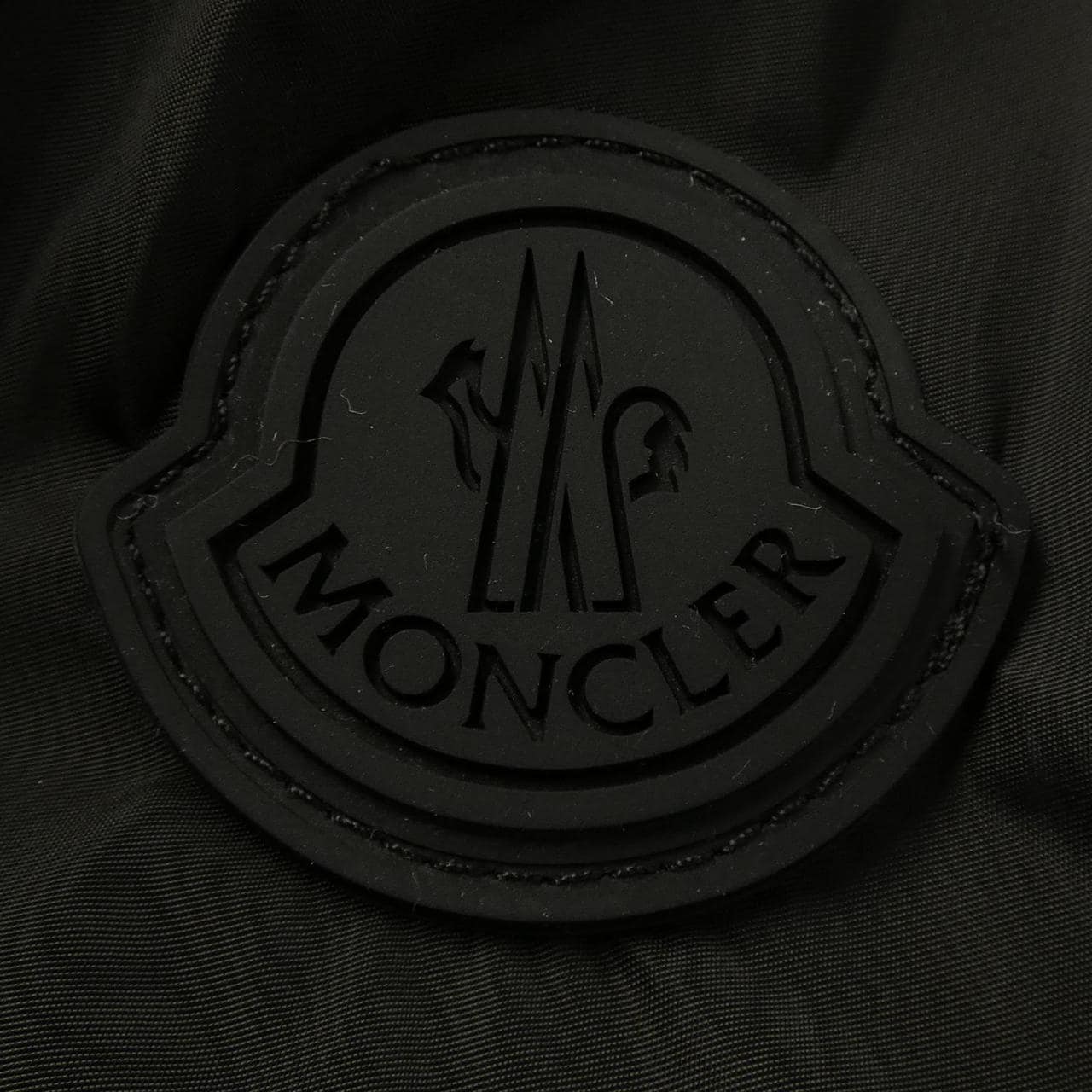 MONCLER蒙克勒·布盧森