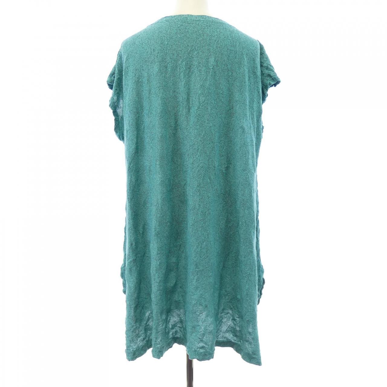 イッセイミヤケ ISSEY MIYAKE MI52JT373 トップス