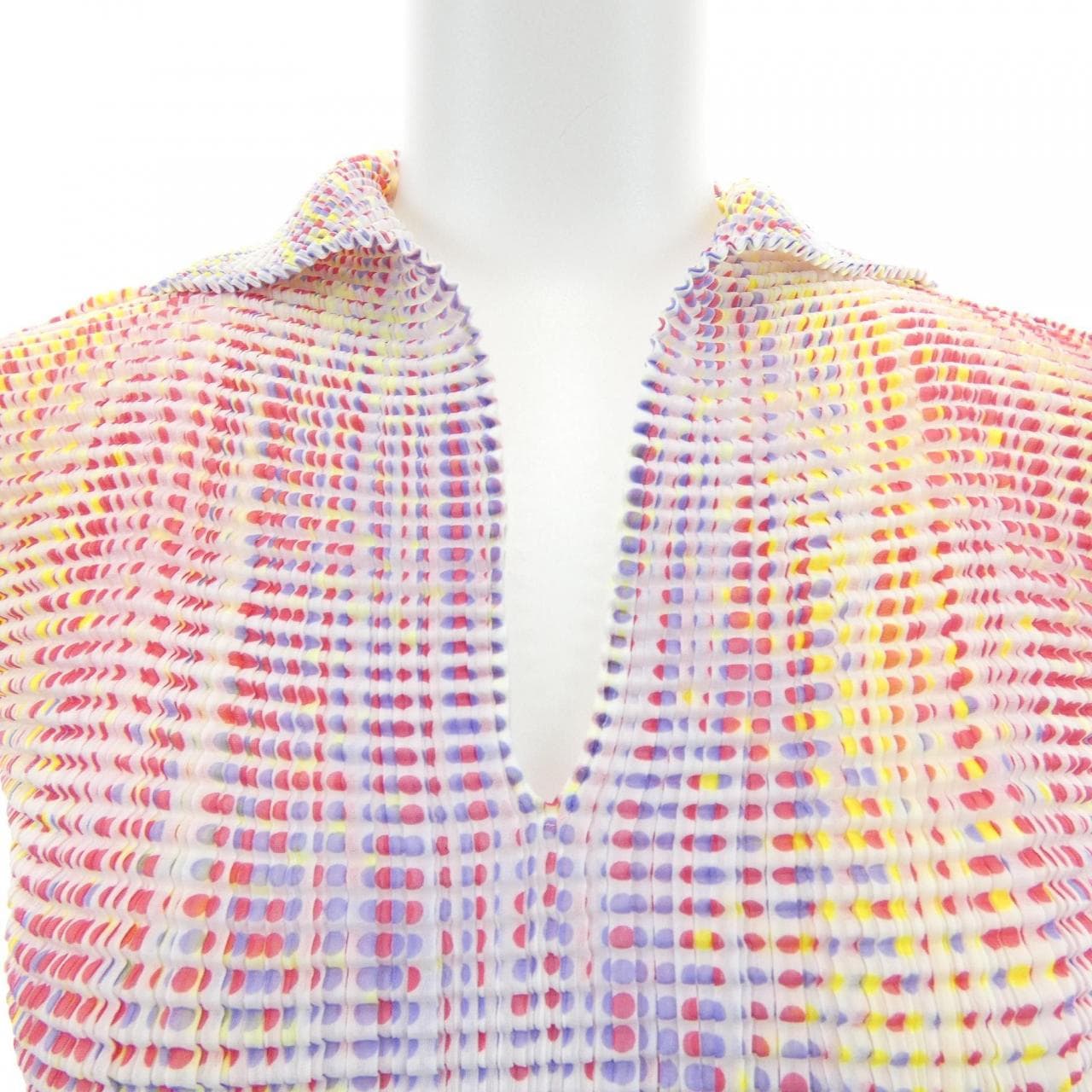 イッセイミヤケ ISSEY MIYAKE IM41FJ612 トップス