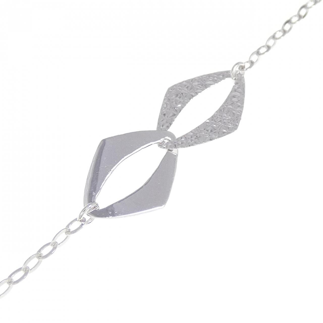 K18WG necklace