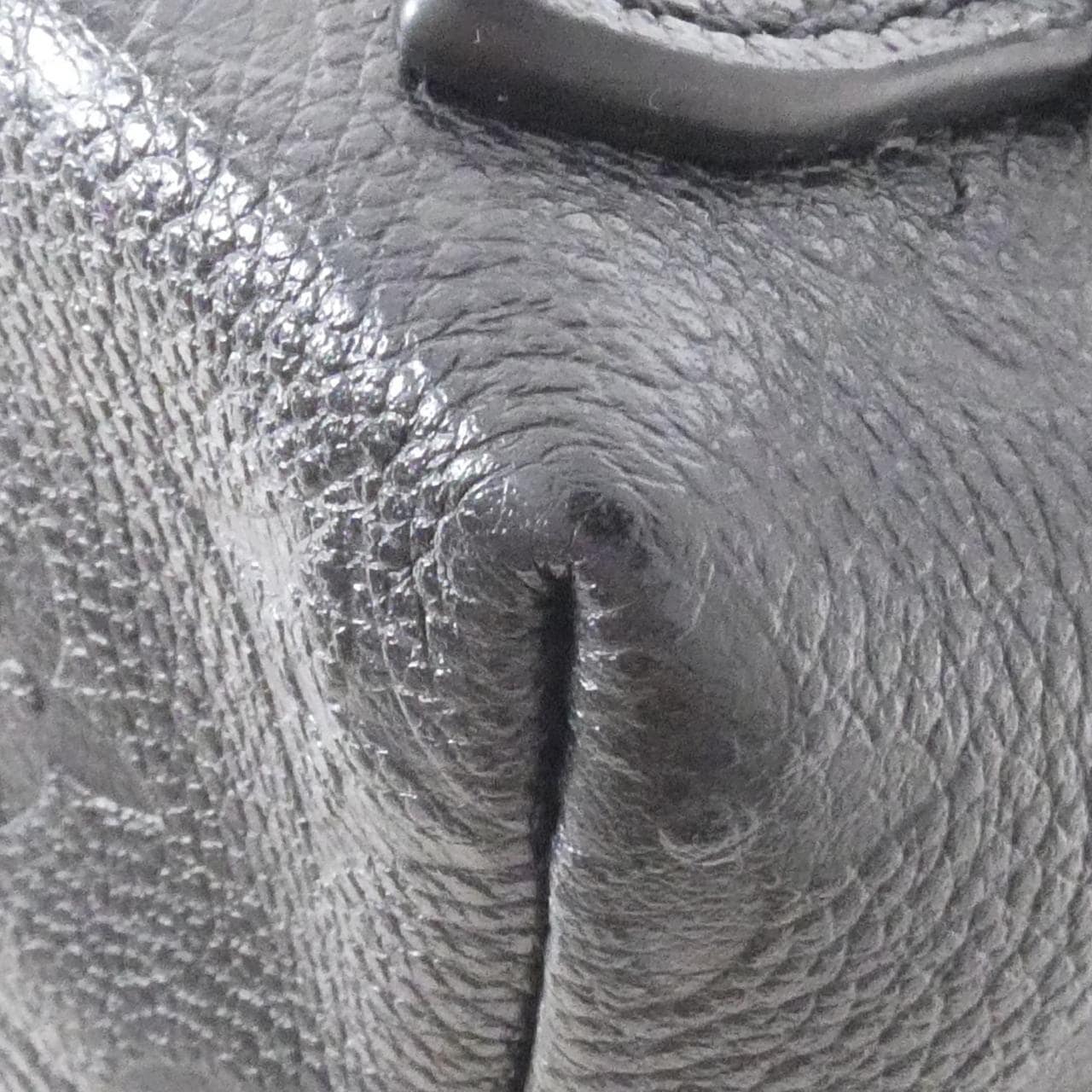 LOUIS VUITTON Monogram Empreinte Backup M47072双肩包