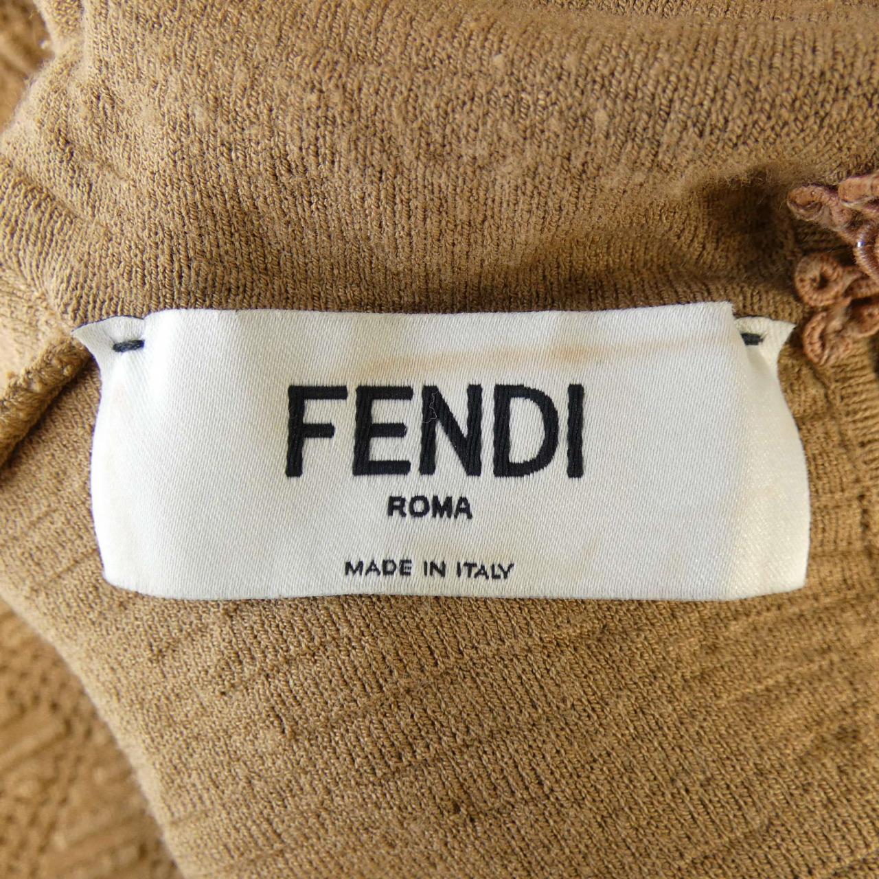 フェンディ FENDI FZX749 AGIR トップス