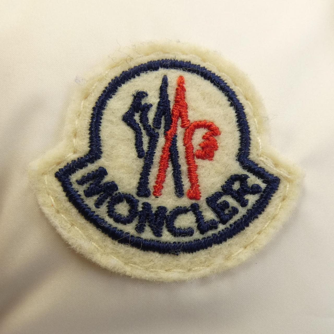 モンクレール MONCLER CARDAMINE ダウンベスト