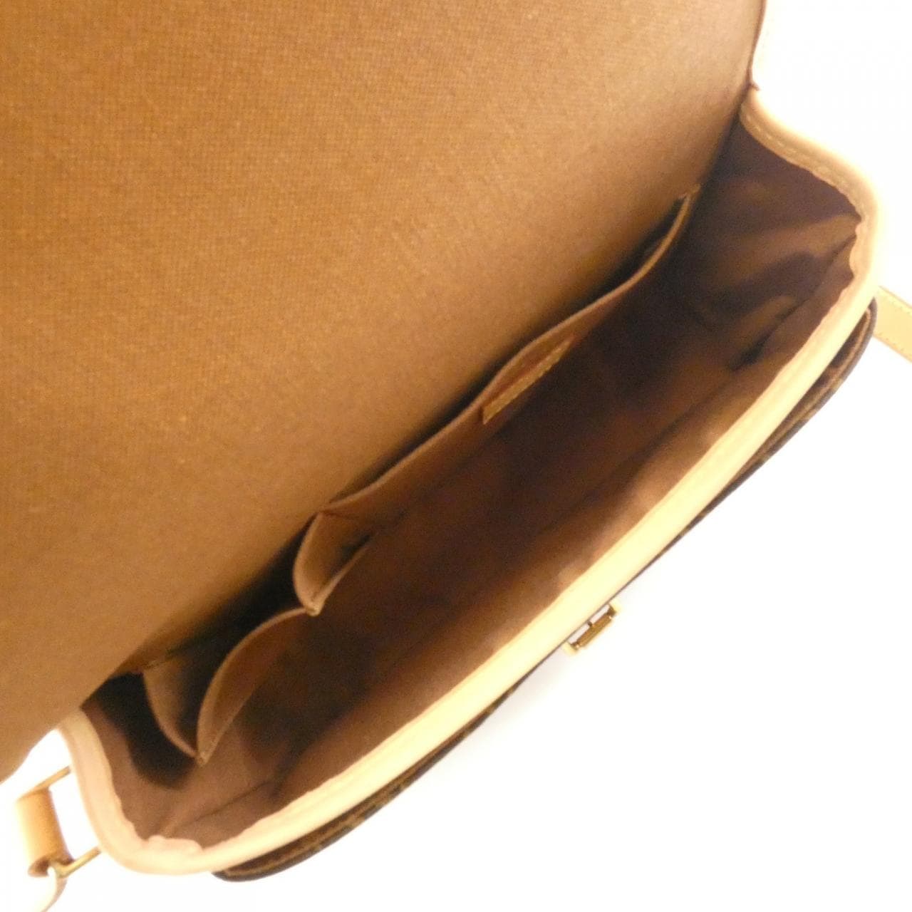 ルイヴィトン モノグラム ソローニュ M42250 ショルダーバッグ