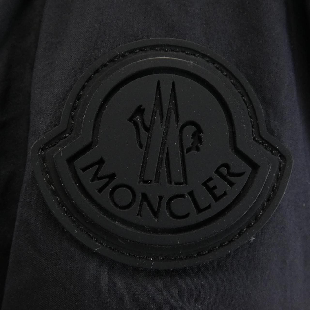 モンクレール MONCLER MADEIRA ダウンジャケット