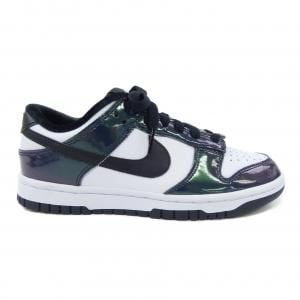 ナイキ NIKE スニーカー