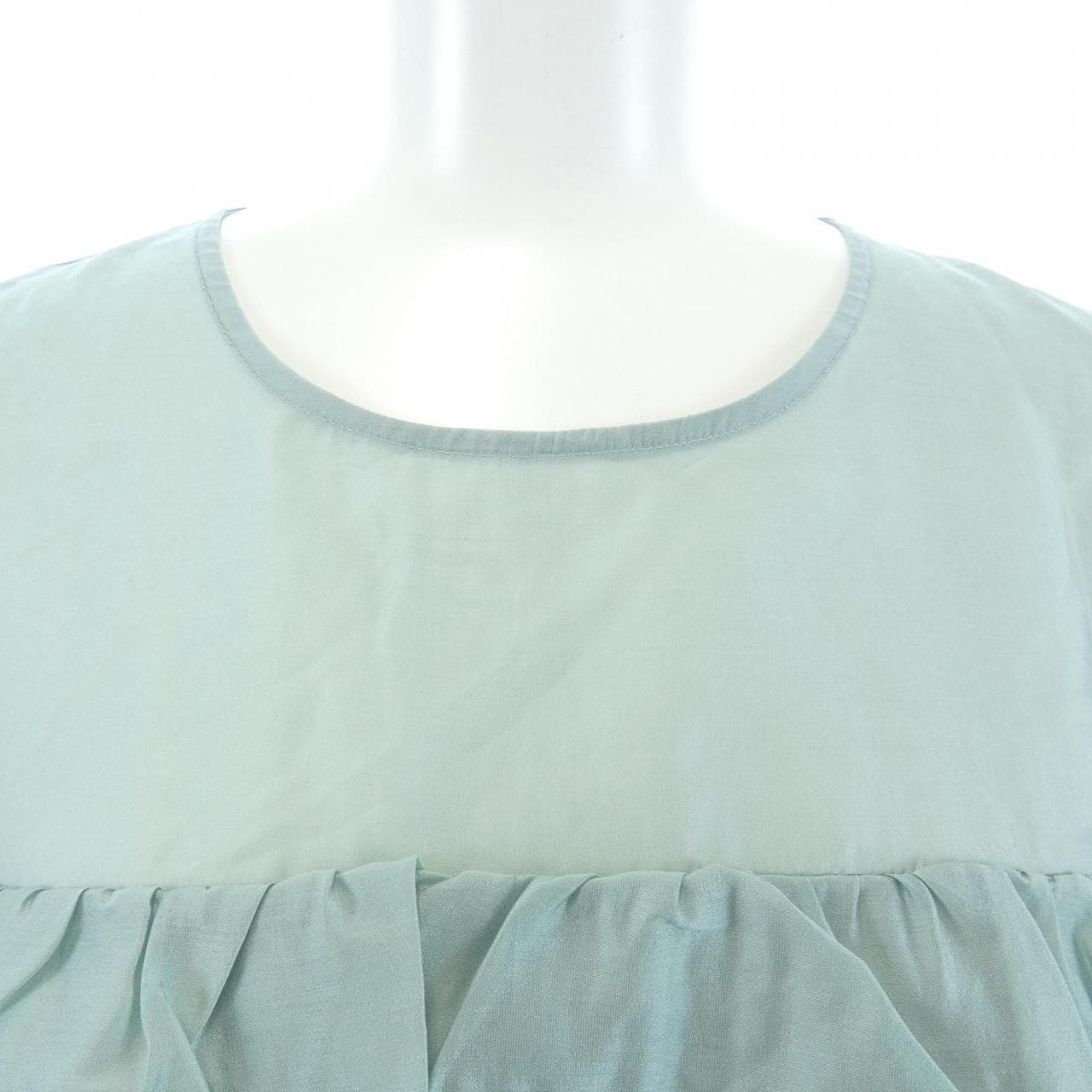 Audie a Muses トップス