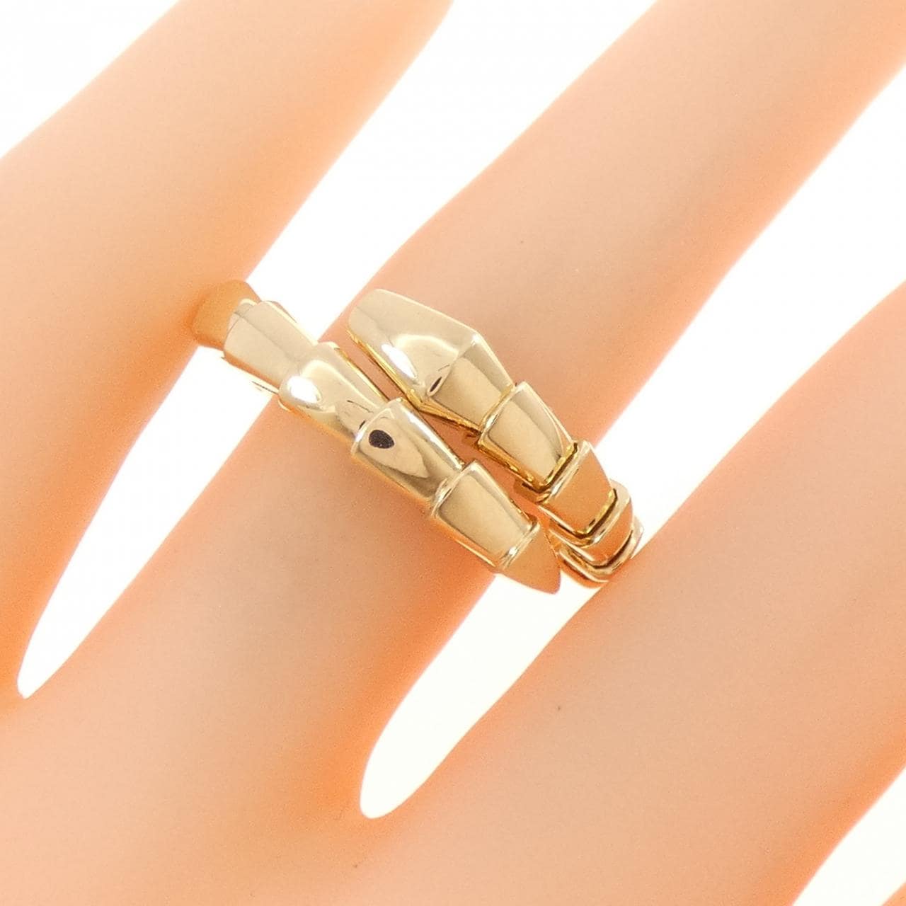 ブルガリ セルペンティ ヴァイパー リング