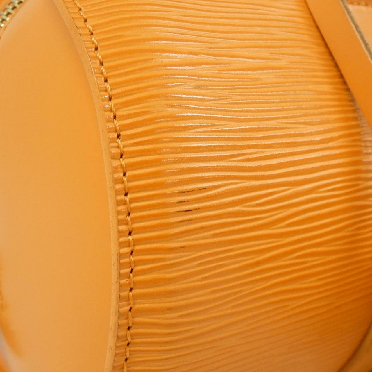 ルイヴィトン エピ スフロ M5222H バッグ