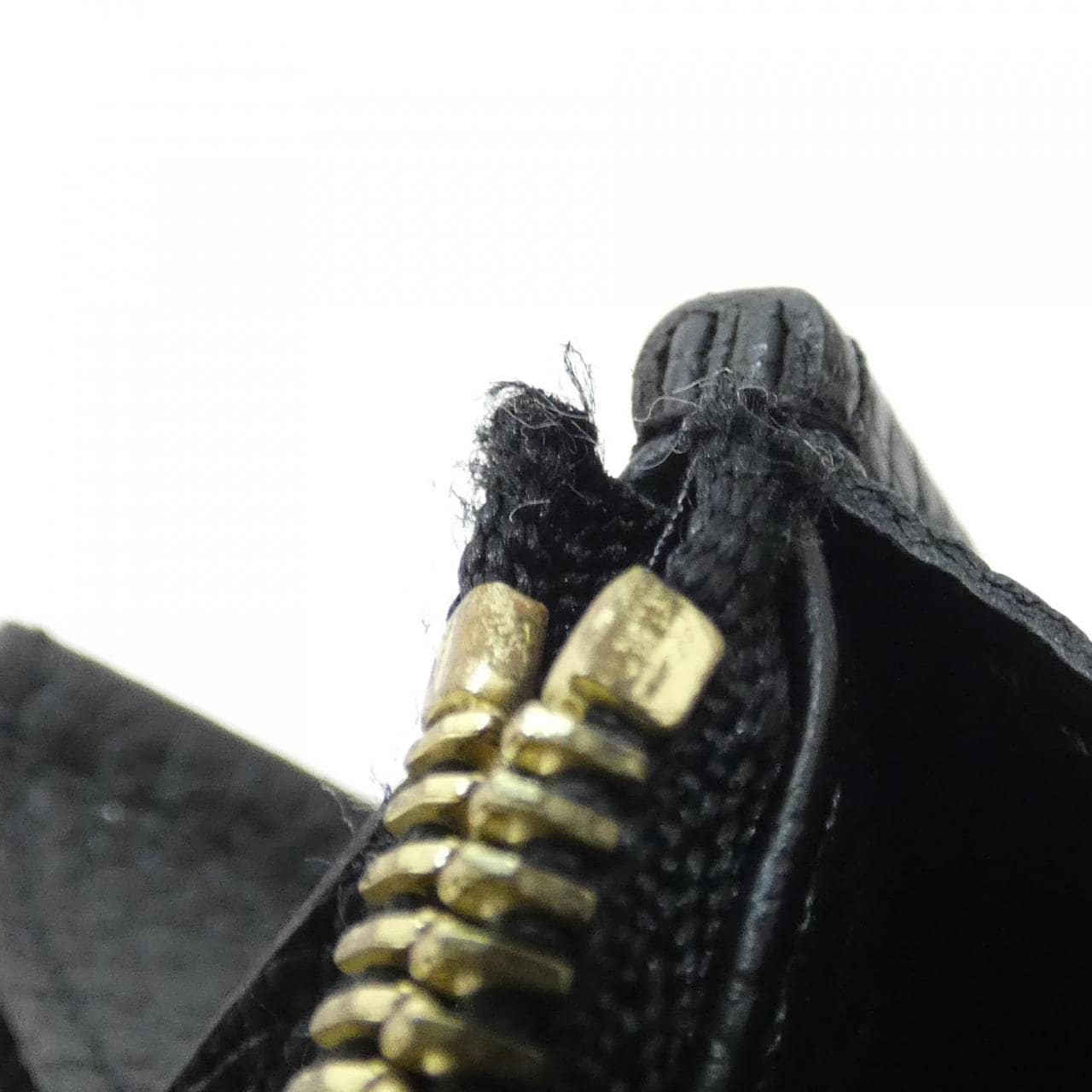 ルイヴィトン モノグラム アンプラント ジッピー ウォレット M61864 財布