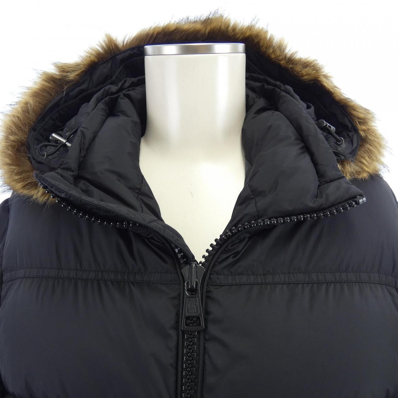 モンクレール MONCLER MOREL ダウンジャケット