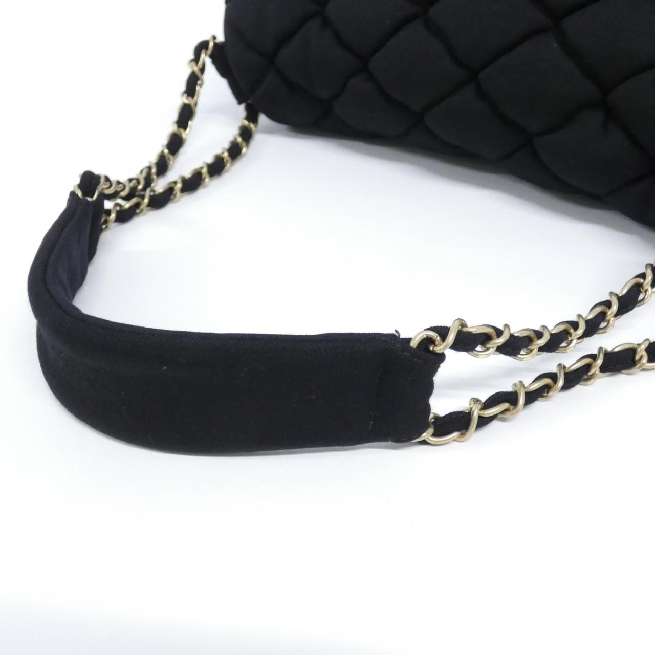 シャネル バブルキルト ライン ショルダーバッグ