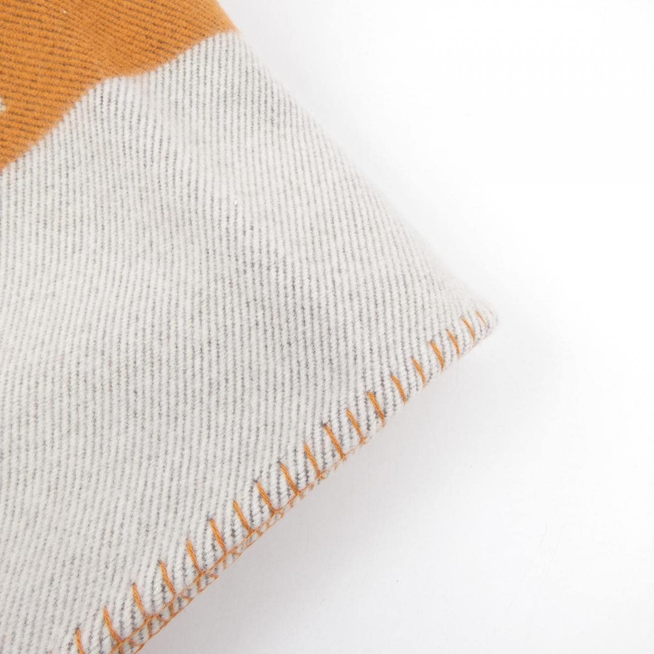 エルメス HERMES アヴァロン AVALON H102704M ブランケット