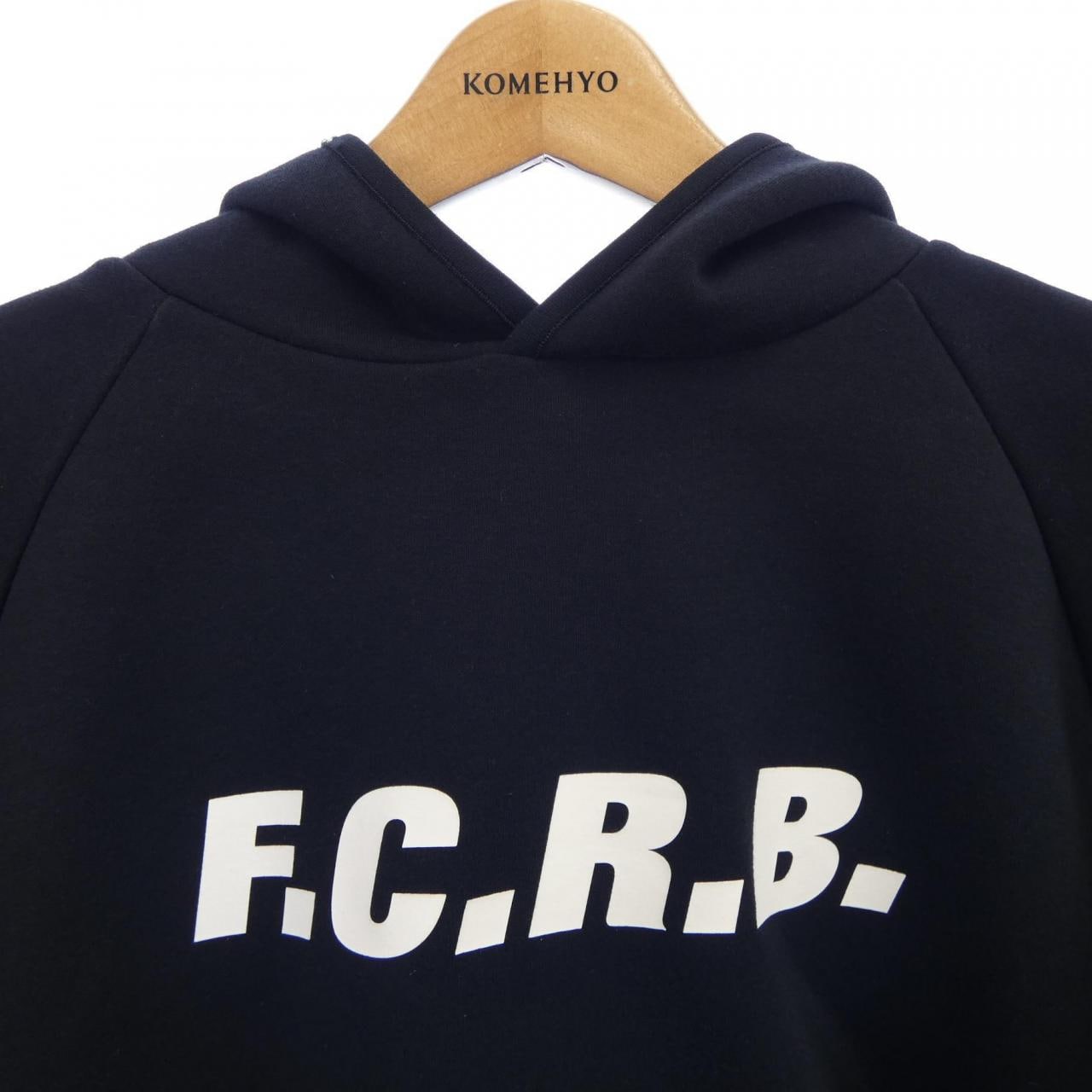 エフシーアールビー F.C.R.B. パーカー