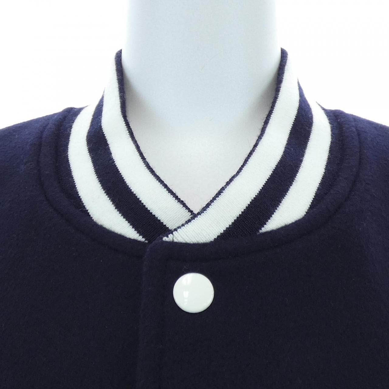 セリーヌ CELINE トリオンフ TRIOMPH CHELSEA TEDDY 2V90O6700 スタジャン