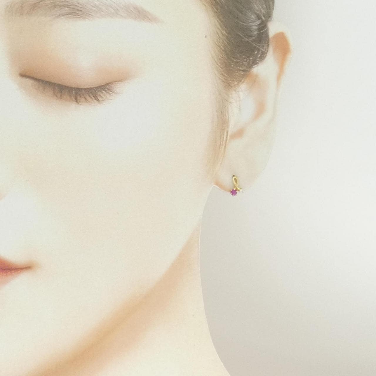 K18YG ルビー ピアス